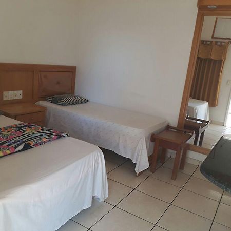 Pluma Hotel Jaru Экстерьер фото